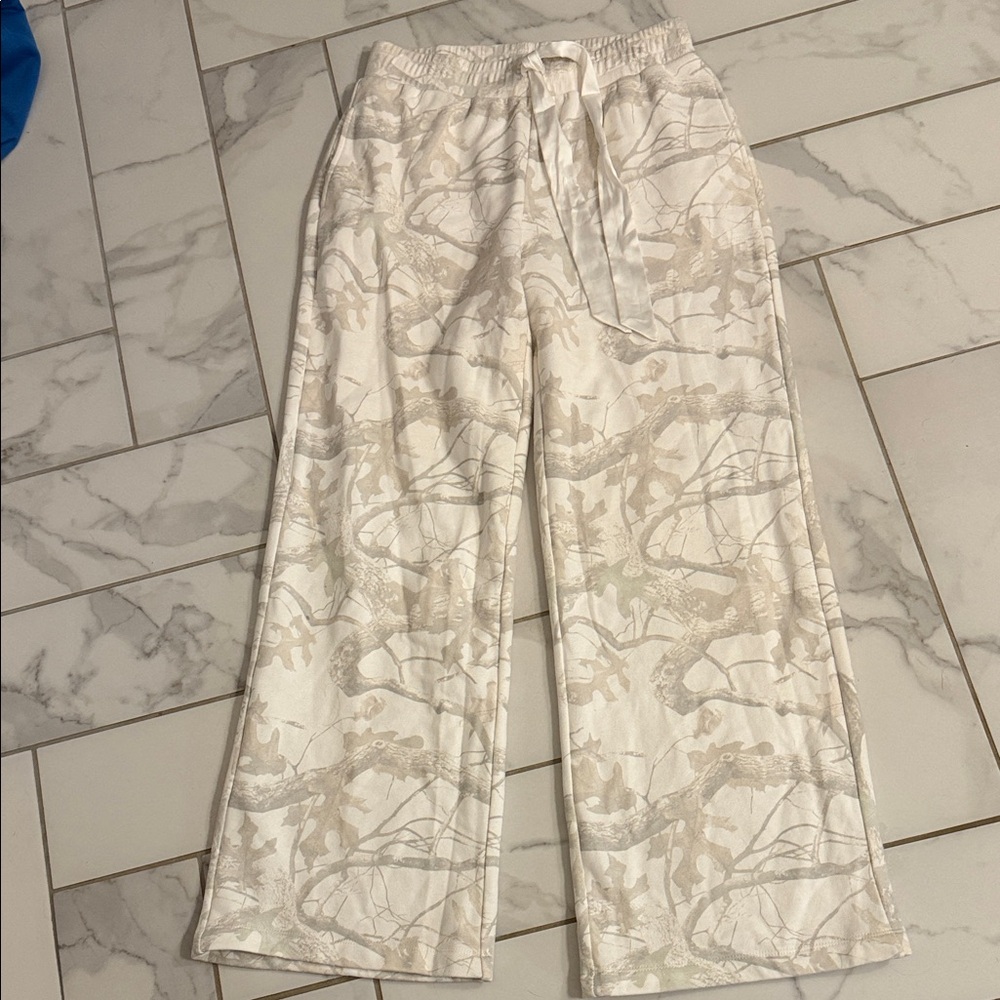 AS Revival Women's Cream Camo Patterned Sweat Pants - Picture 1 of 4